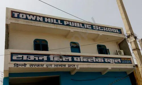 Town Hill Public School, Shiv Vihar, Karawal Nagar, Delhi School Building