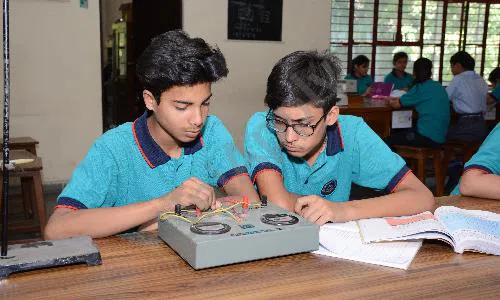 Vidya Bharati School, Sector 15, Rohini, Delhi Robotics Lab
