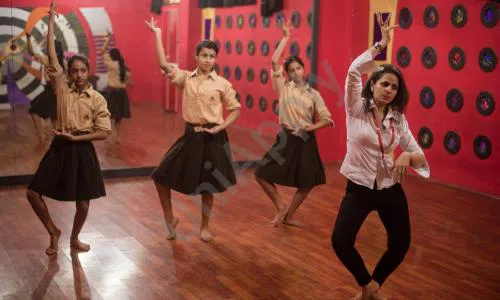 De Indian Public School, Sector 24, Rohini, Delhi Dance