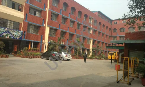 DAV Public School, Phase 4, Ashok Vihar, Delhi School Building 2