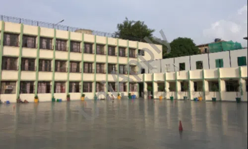 Kulachi Hansraj Model School, Phase 3, Ashok Vihar, Delhi School Building 2