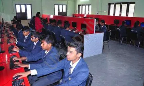 Chhoturam Public School, Bakhtawarpur, Delhi Computer Lab