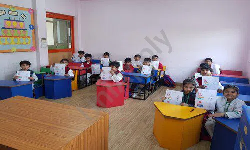 VSPK International School Juniors, Harsh Vihar, Pitampura, Delhi Classroom