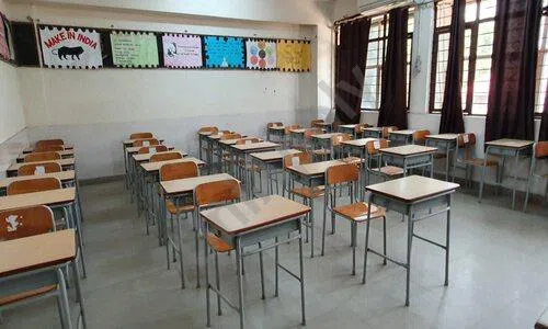 Crescent Public School, Saraswati Vihar, Pitampura, Delhi Classroom 1