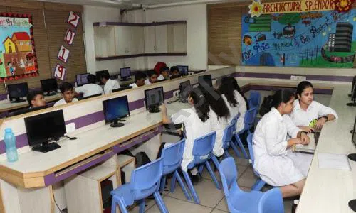 Queen’s Convent School, Sector 25, Rohini, Delhi Computer Lab