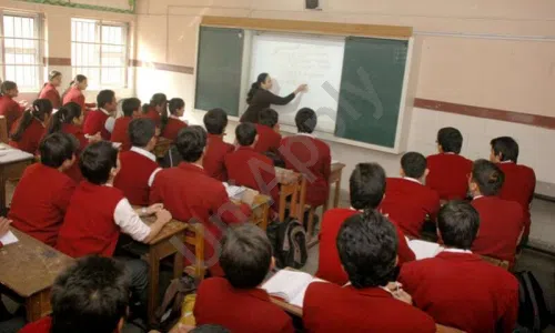 Darbari Lal DAV Model School, Pitampura, Delhi Classroom