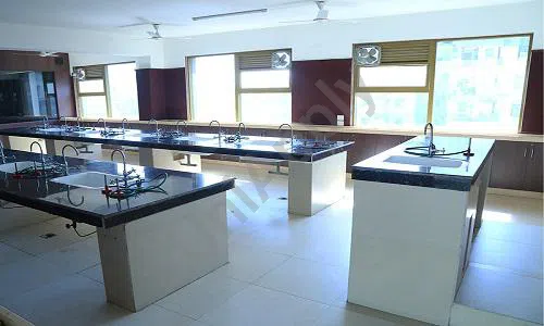MRG School, Sector 3, Rohini, Delhi Science Lab 1