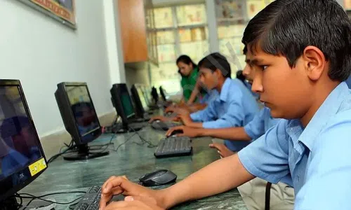 Mata Sukhdevi Public School, Nangli Puna, Delhi Computer Lab
