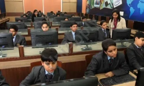 Modern Public School, Shalimar Bagh, Delhi Computer Lab