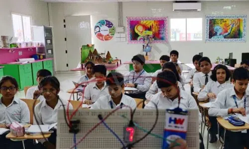 Mount Abu Public School, Sector 5, Rohini, Delhi Robotics Lab 1
