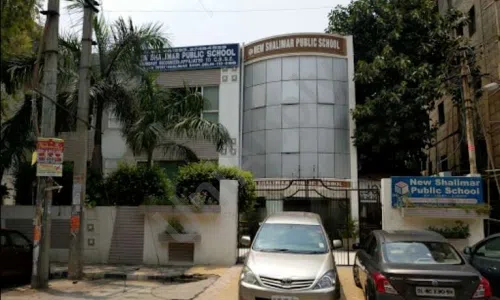 New Shalimar Public School, Shalimar Bagh, Delhi School Building