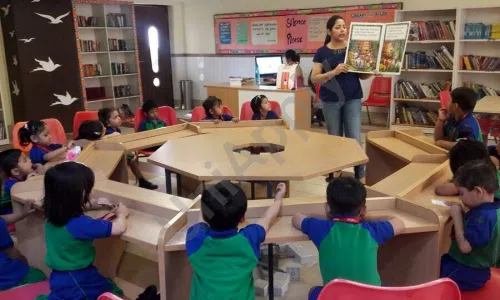 Perfect Public School, Pitampura, Delhi Library/Reading Room