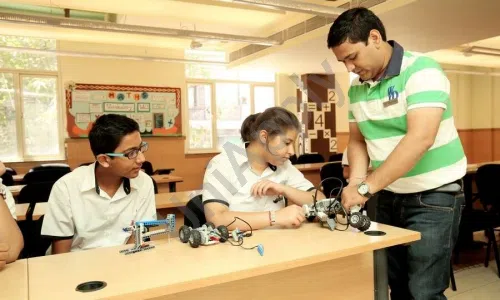 Perfect Public School, Pitampura, Delhi Robotics Lab