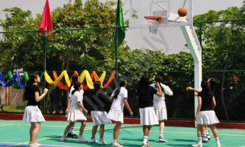 Queen Mary's School, Model Town, Delhi Outdoor Sports 1