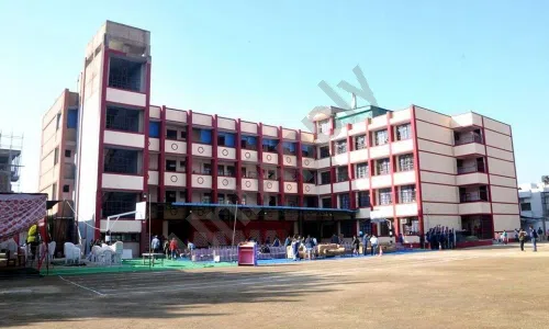 Rising Star Academy Senior Secondary School, Raj Nagar, Pitampura, Delhi School Building 1