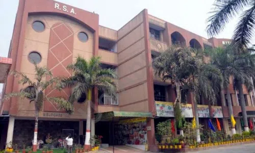 Rising Star Academy Senior Secondary School, Raj Nagar, Pitampura, Delhi School Building