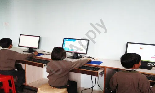 Shakuntala Devi Public School, Swaroop Nagar, Bhalswa, Delhi Computer Lab