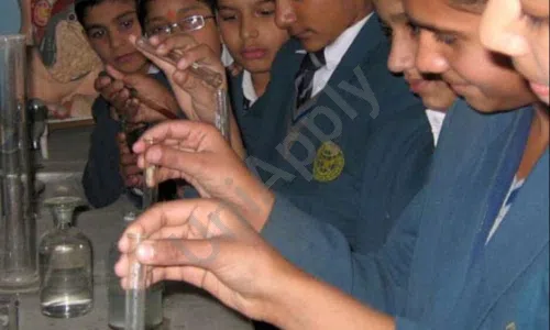 Siddhartha Public School, Jaunti, Delhi Science Lab