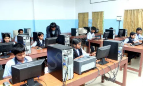 Swastik Public School, Ibrahimpur Extension, Delhi Computer Lab