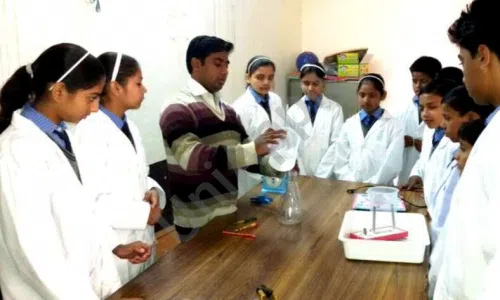 Swastik Public School, Ibrahimpur Extension, Delhi Science Lab