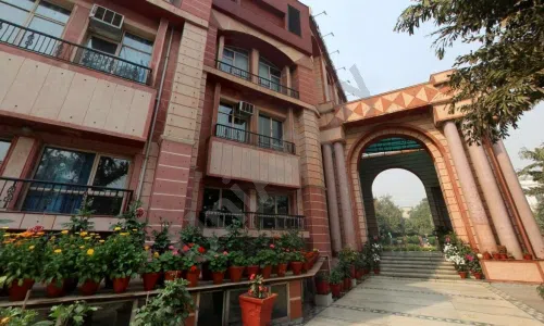 VSPK International School, Sector 13, Rohini, Delhi School Building 2