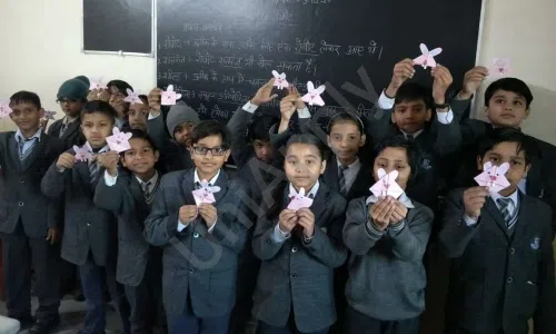 Vishwa International Academy, Bakoli, Delhi Classroom