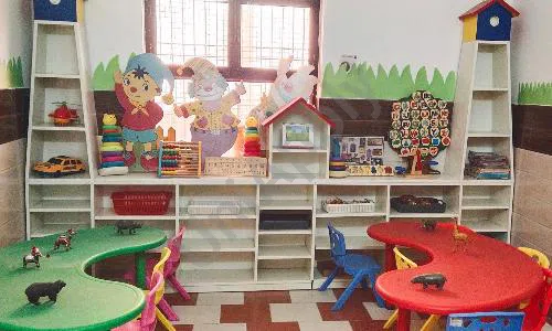 Puneet Public School, Vishwas Nagar, Shahdara, Delhi Classroom 7