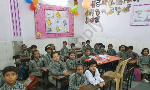 Ganga Happy Secondary School, Jagjeet Nagar, Shahdara, Delhi Classroom