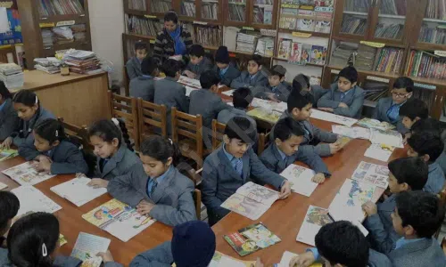 Little Flowers International School, Kabir Nagar, Shahdara, Delhi Library/Reading Room
