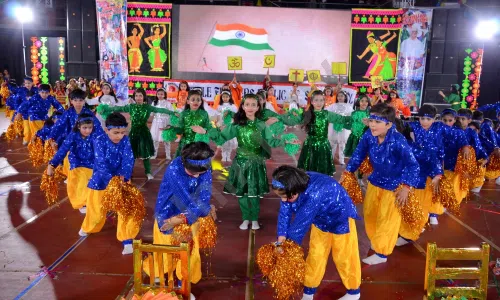 Little Flowers Public School, Yamuna Vihar, Shahdara, Delhi Dance