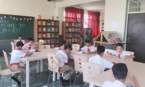 Hari Vidya Bhawan Senior Secondary School, Sangam Vihar, Delhi Library/Reading Room 2