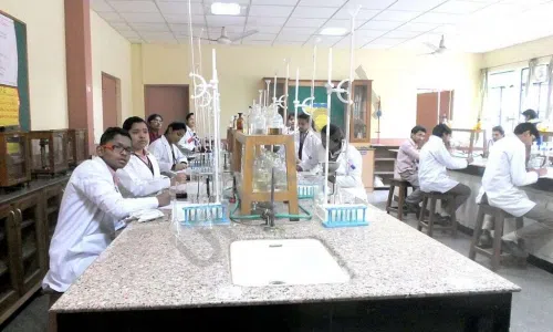 Sahoday Senior Secondary School, Safdarjung Development Area, Hauz Khas, Delhi Science Lab