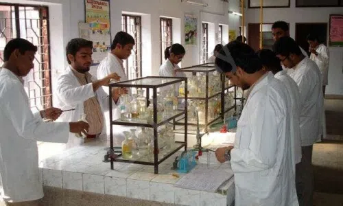 St. Paul's School, Safdarjung Development Area, Hauz Khas, Delhi Science Lab