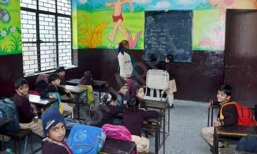 Babu Khem Chand Advocate Memorial Public School, Molarband Extension, Badarpur, Delhi Classroom 1