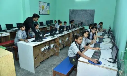Bharat Public School, Jaitpur, Badarpur, Delhi Computer Lab