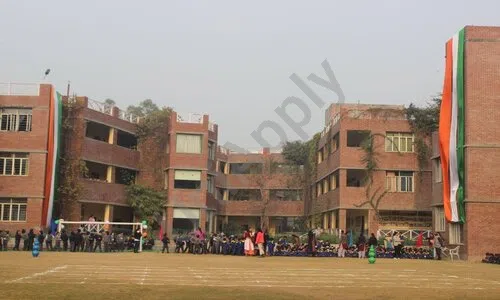 Cambridge Primary School, New Friends Colony, Delhi School Building 1