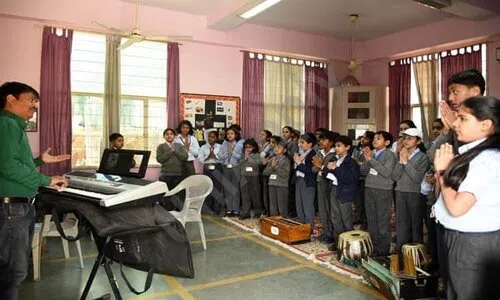 Cambridge Primary School, New Friends Colony, Delhi Music