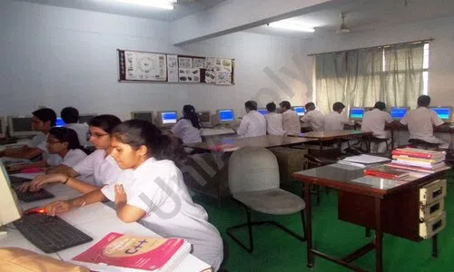 DAV Public School, Kailash Hills, East Of Kailash, Delhi Computer Lab 1