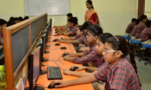 DAV Public School, Jasola Vihar, Delhi Computer Lab