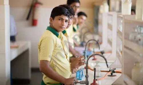 Good Samaritan School, Jasola Vihar, Delhi Science Lab 1
