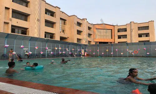 Modern International School, Sector 19, Dwarka, Delhi Swimming Pool 1