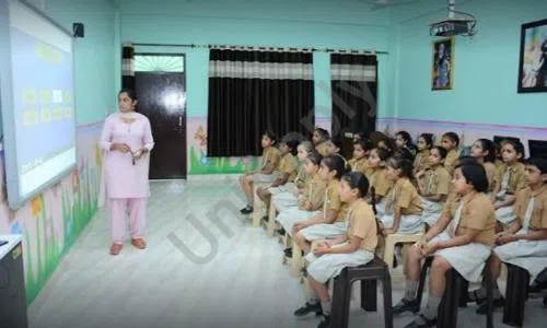 St. Surya Public School, Aya Nagar, Delhi Classroom