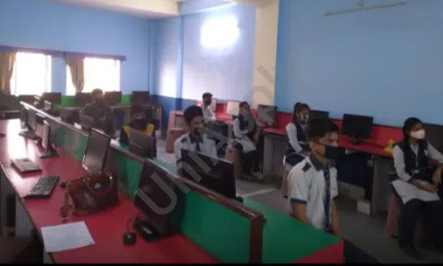 Karan Deep Public School, Sector 26, Dwarka, Delhi Computer Lab