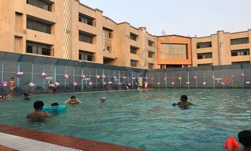 Modern International School, Sector 19, Dwarka, Delhi Swimming Pool