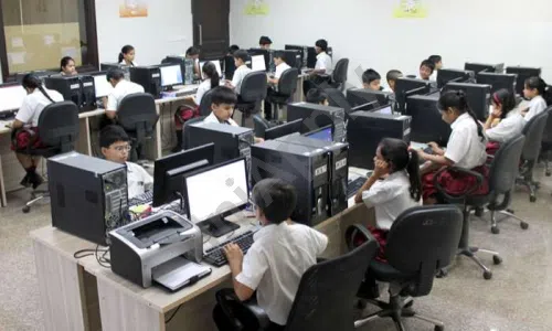 Ambience Public School, Safdarjung Enclave, Delhi Computer Lab