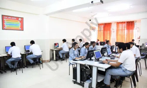 Bal Bharati Public School, Sector 12, Dwarka, Delhi Computer Lab