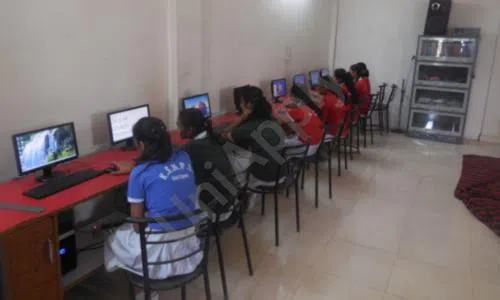 KS Memorial Public School, Ghitorni, Delhi Computer Lab