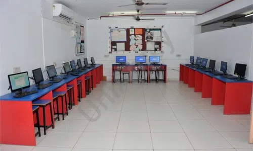 Deep Public School, Vasant Kunj, Delhi Computer Lab