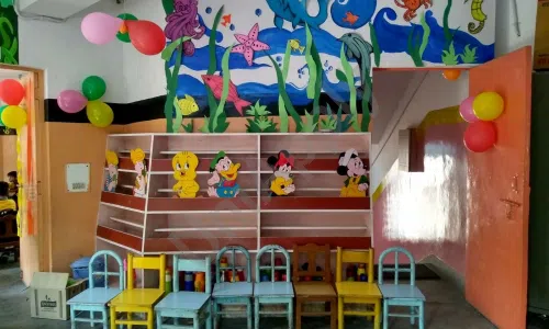 Deep Public School, Vasant Kunj, Delhi Classroom