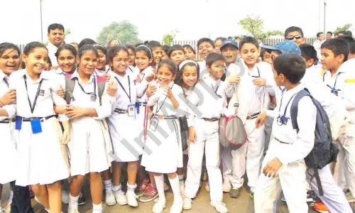 Holy Cross School, Lokesh Park, Najafgarh, Delhi School Trip